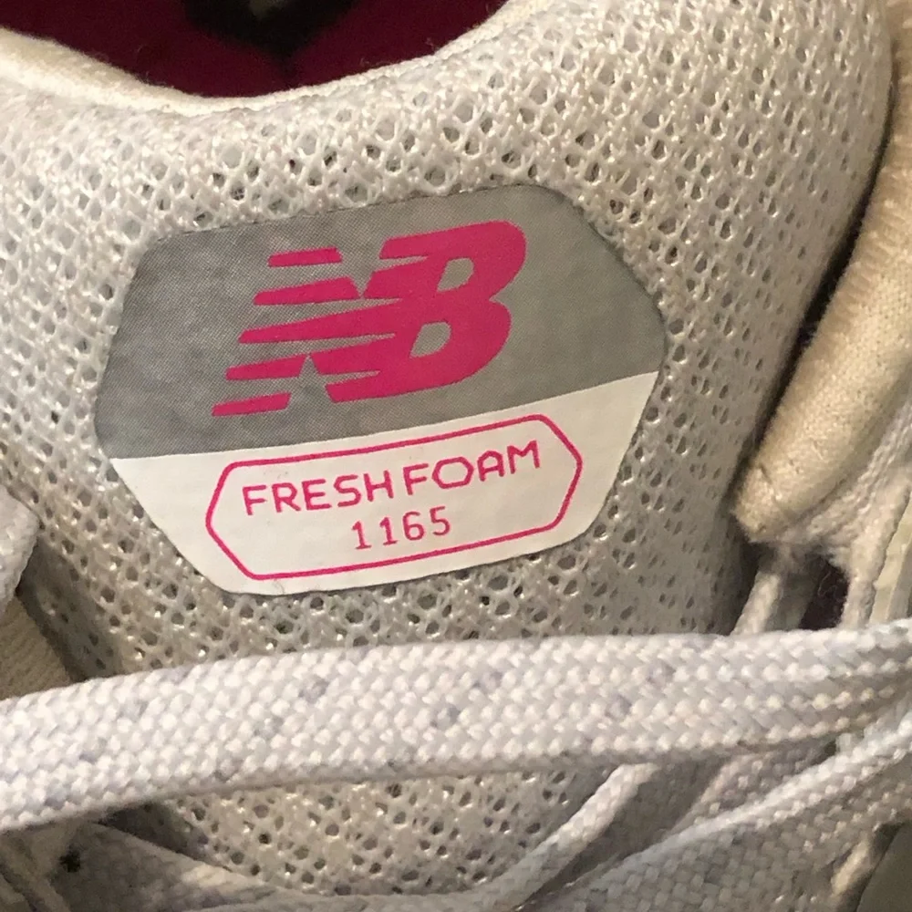 Used - Picture 3 of 4